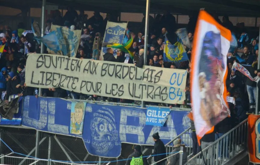 Les ultras de l&rsquo;OM soutiennent les Bordelais