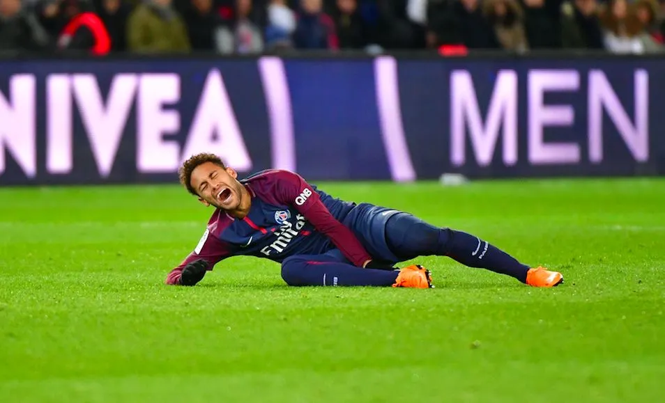 Entorse et fissure pour Neymar, plus que jamais incertain pour le Real
