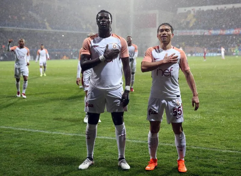 Erding et Ben Youssef buteurs, Gomis plie le game