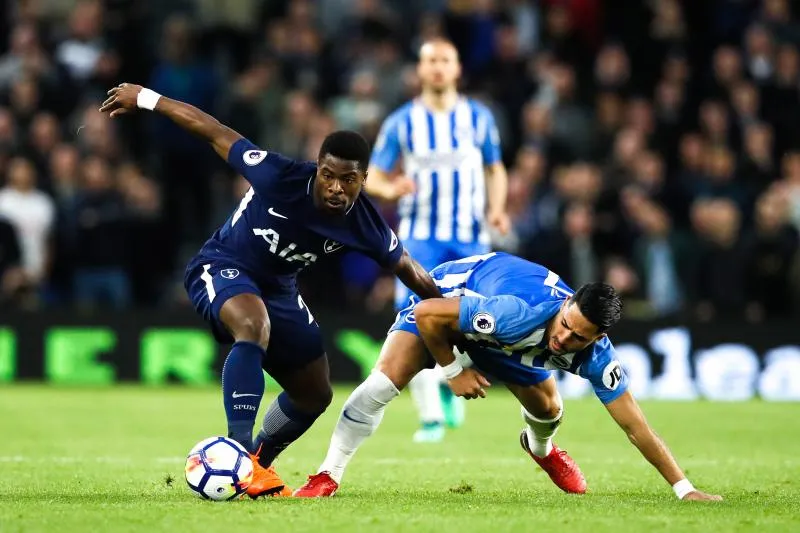 Tottenham cale à Brighton