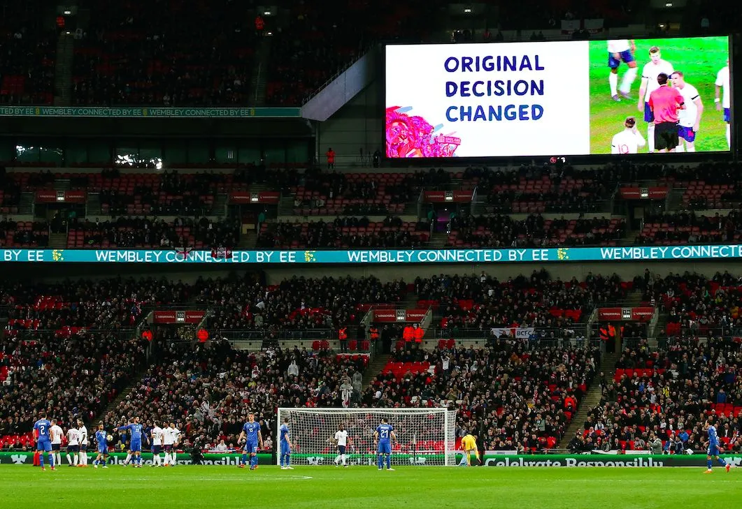 Cachez cette VAR que je ne saurais voir !