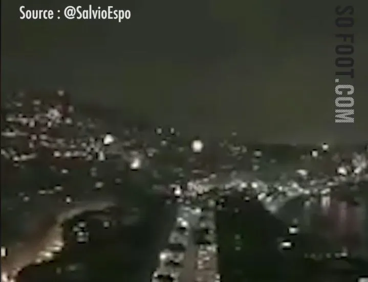 Vidéo : La folie des fans du Napoli dans les rues de Naples (via Facebook SO FOOT)