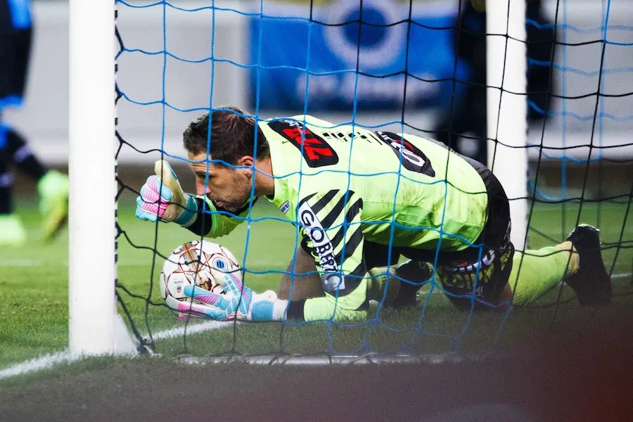 Les joueurs de Charleroi poussent la chansonnette