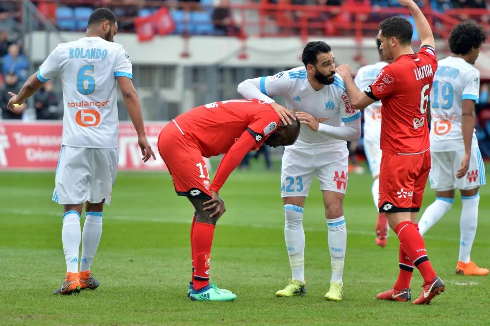 Adil Rami : «<span style="font-size:50%">&nbsp;</span>Si c&rsquo;est une déchirure, je suis dans la merde<span style="font-size:50%">&nbsp;</span>»