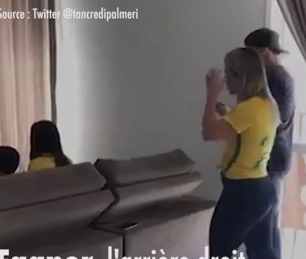 Vidéo : La joie de Fagner, sélectionné pour la Coupe du monde (via Facebook SO FOOT)