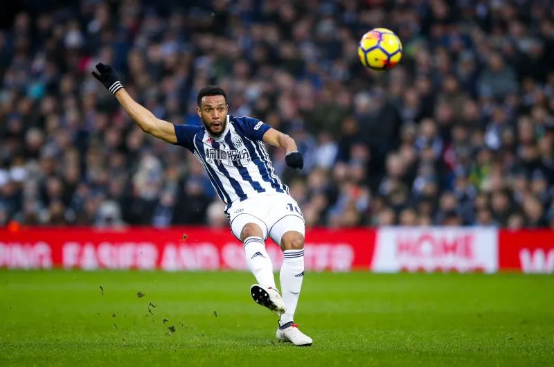 WBA y croit encore, Leicester coule