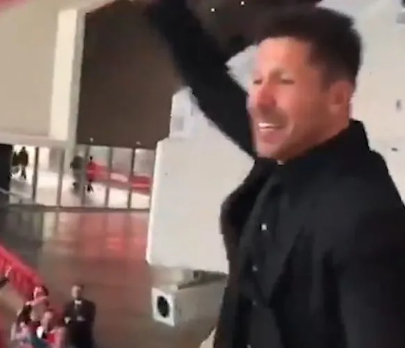Vidéo : La joie de Diego Simeone… en tribunes