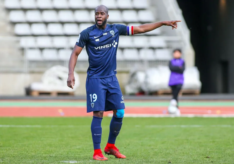 Lybohy du Paris FC à Nîmes