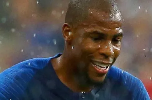 Vidéo : France-Irlande : les notes des lecteurs de SoFoot.com   (via Facebook SO FOOT)