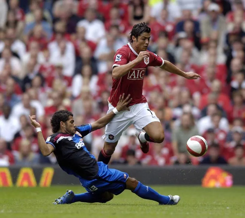 Alves proposé à Séville ?