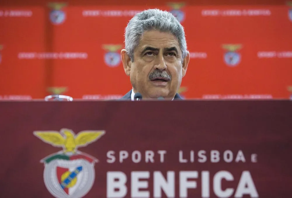 Le Benfica sous le coup d&rsquo;une enquête pour versements de «maletas»
