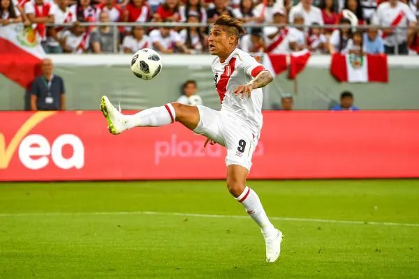 Les notes du Pérou face à la France