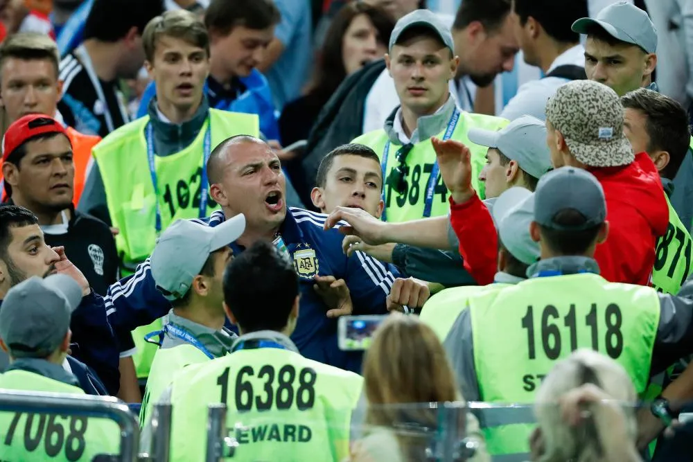 Bagarres entre supporters croates et argentins