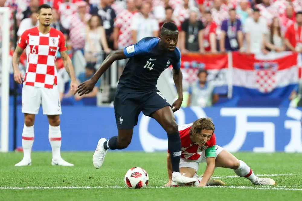 Matuidi : «<span style="font-size:50%">&nbsp;</span>Nous, on aurait voulu passer toute la nuit avec nos supporters<span style="font-size:50%">&nbsp;</span>»