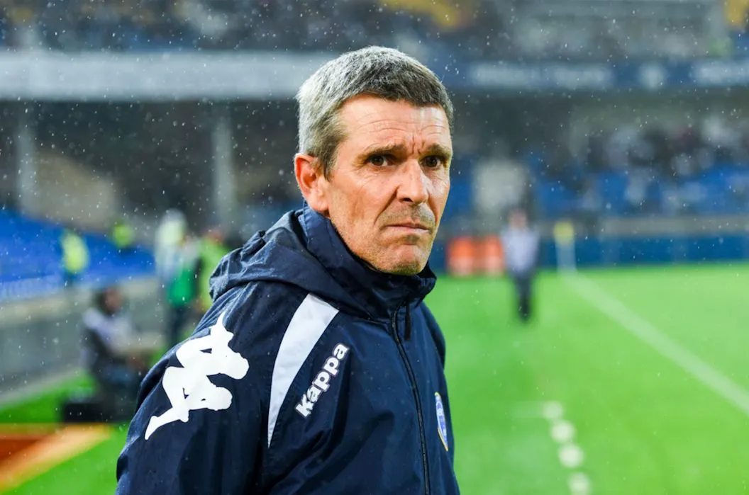 Jean-Louis Garcia : « La VAR va imposer une réforme du poste de défenseur »