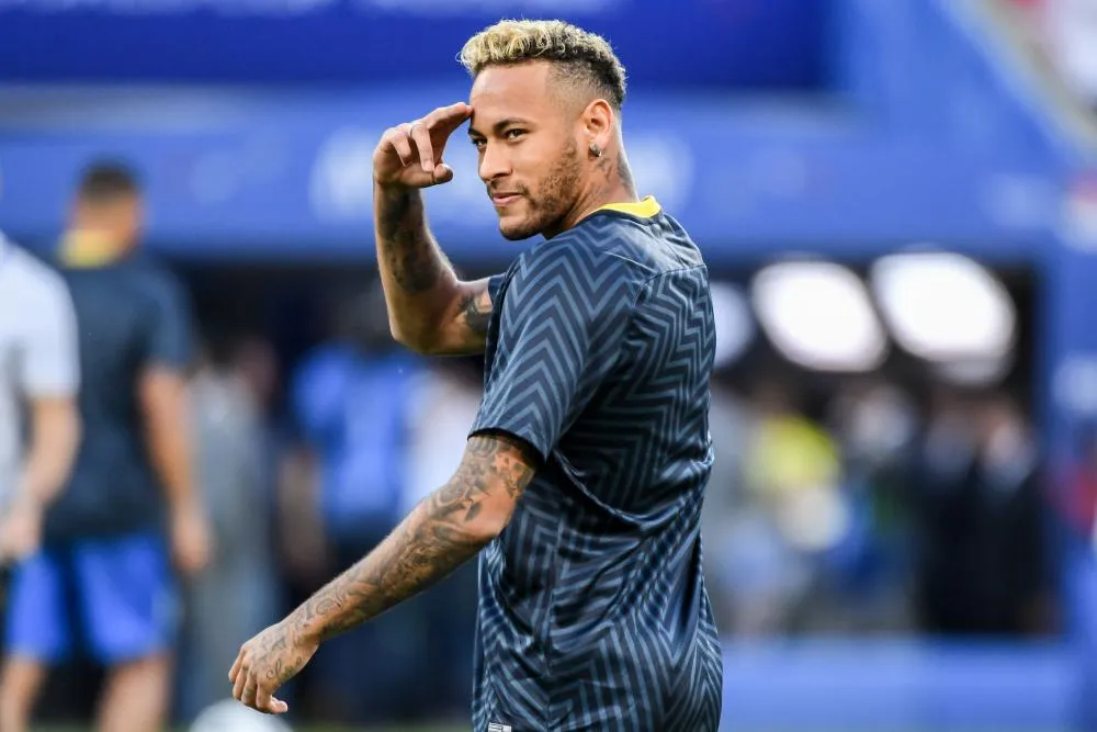 Neymar assure rester parisien la saison prochaine