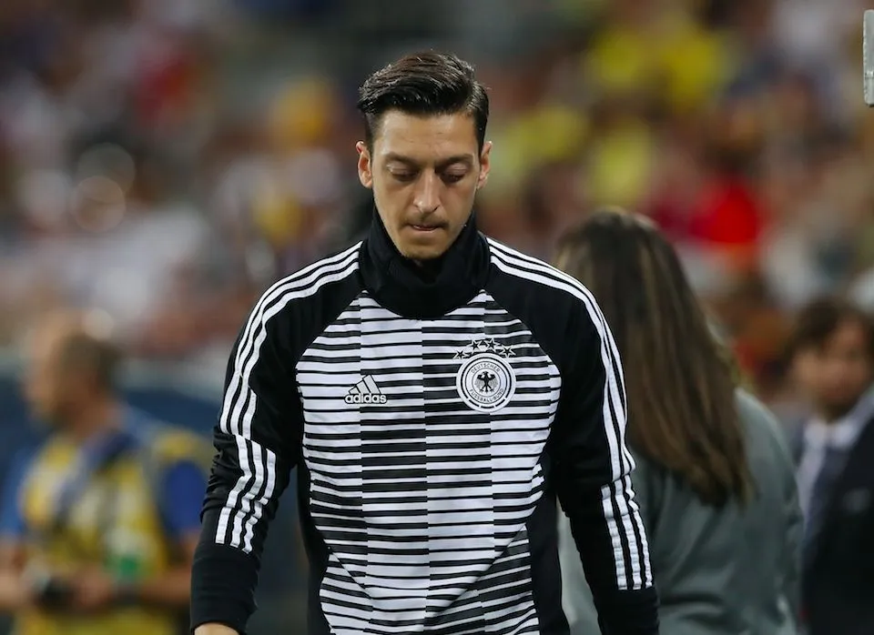 Cas Özil : Le président de la fédé allemande reconnaît une erreur de gestion