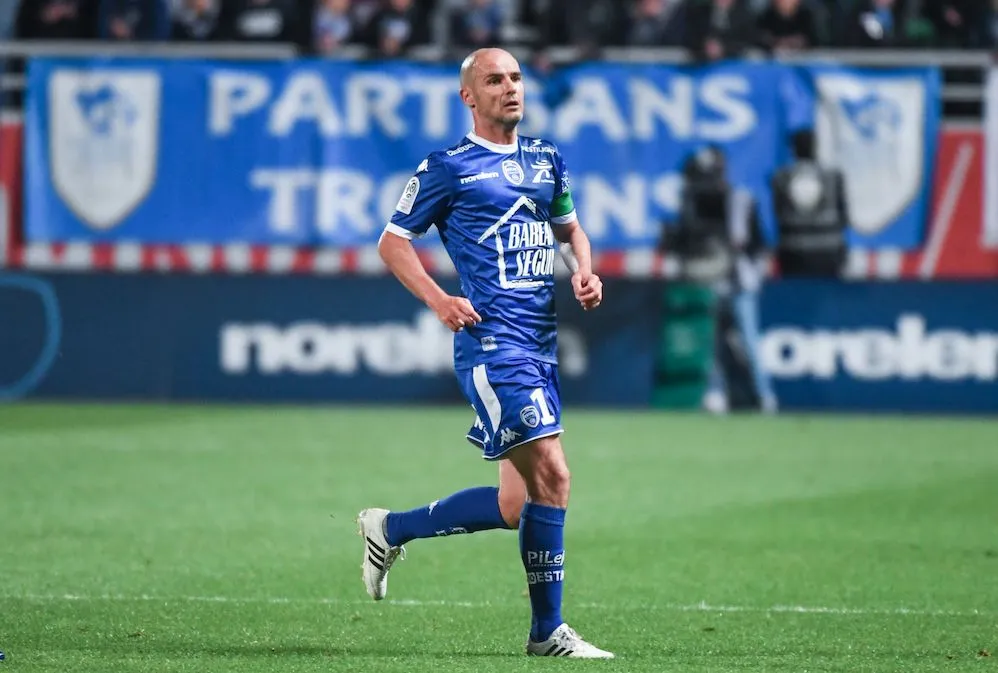 En direct – Suivez la première journée de Ligue 2