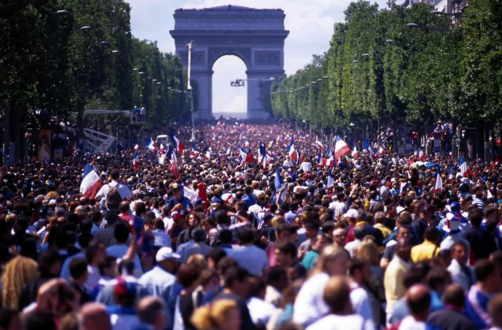 Le 12 juillet 1998 est-il vraiment un événement historique ?