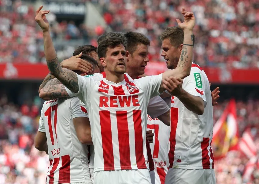 Une messe pour la remontée de Cologne en Bundesliga