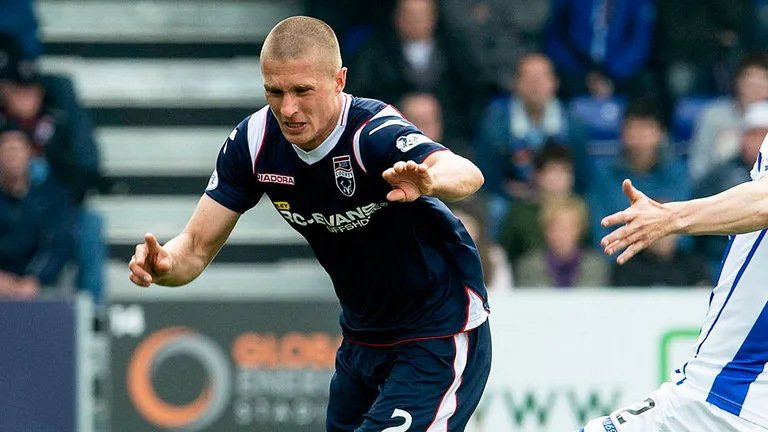 Un joueur renonce à un match à cause de son alliance