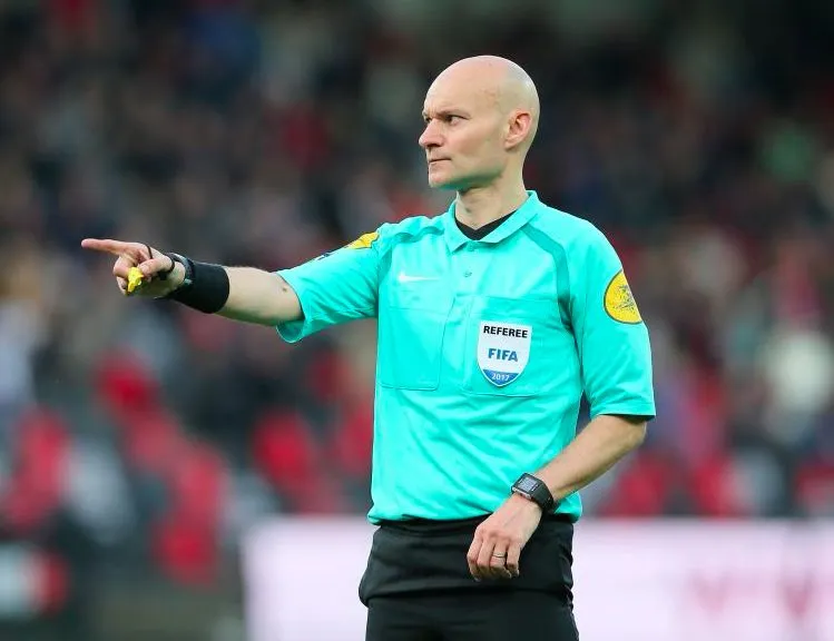 Tony Chapron consultant sur Canal+