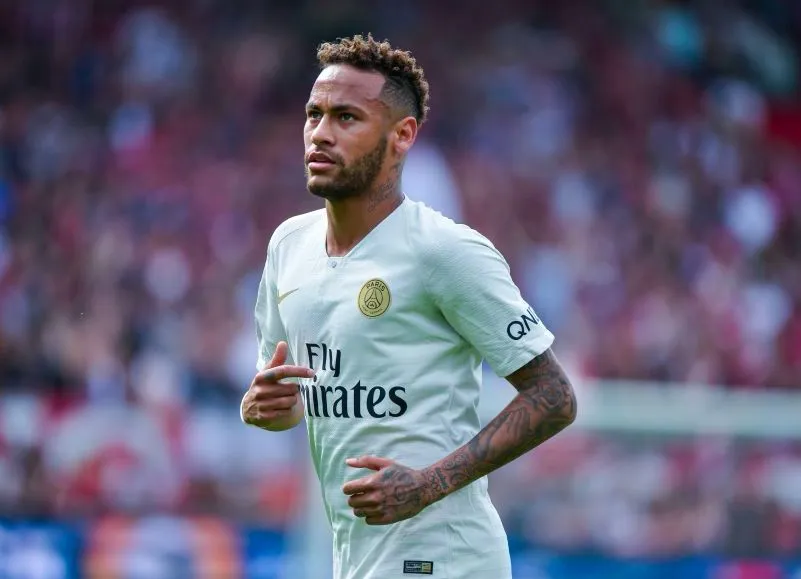 85% des revenus publicitaires de Neymar vont à ses parents
