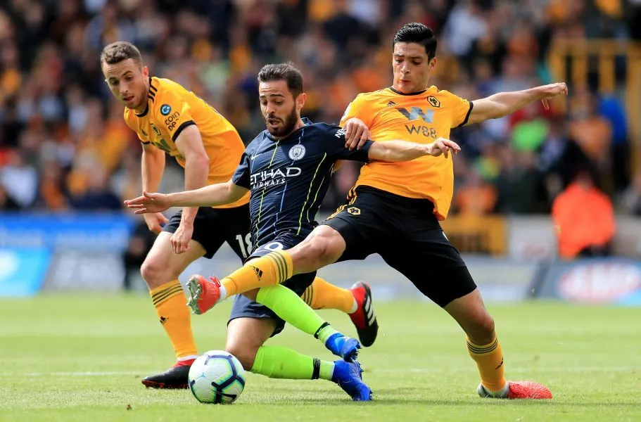 City lâche deux points dans la gueule des Loups