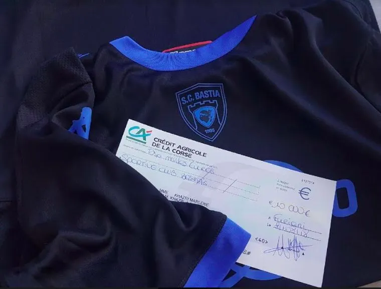 Khazri donne 10 000 euros au SC Bastia
