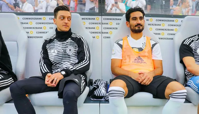 Gündoğan soutient Özil