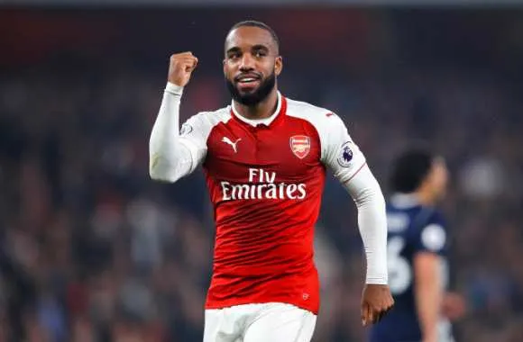 Et si Lacazette quittait déjà Arsenal ?