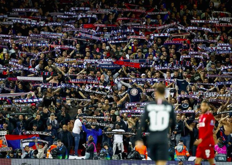 Anfield bluffé par les supporters parisiens
