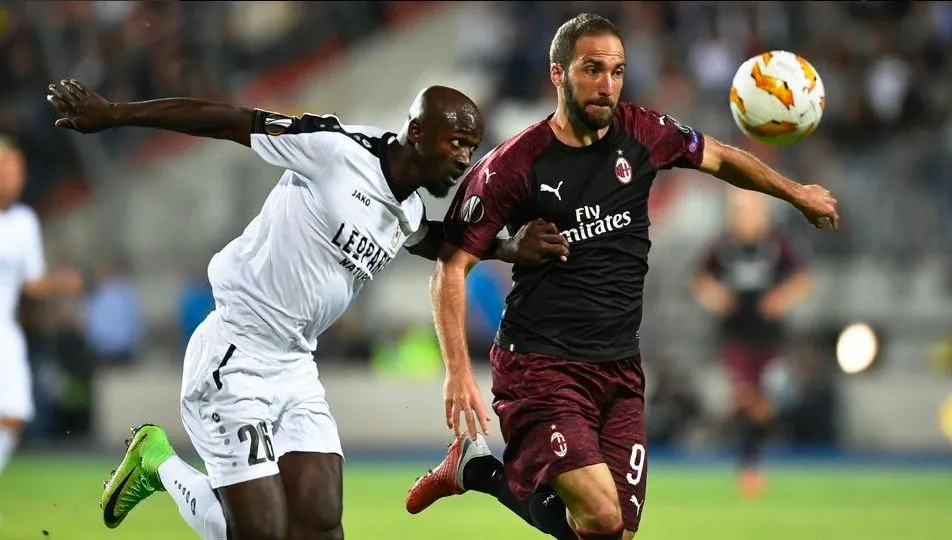 Milan et Higuaín écrabouillent Dudelange 1 à 0