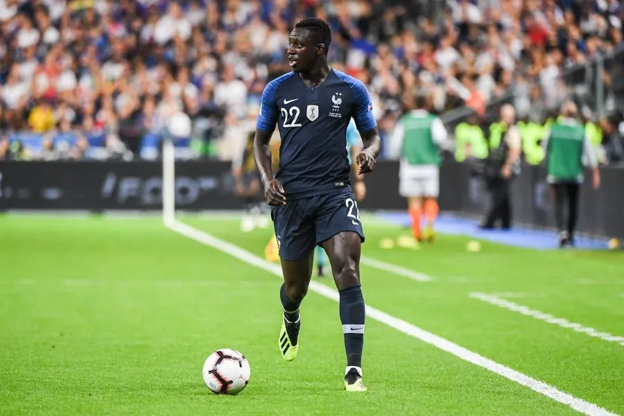 Mendy suspendu de permis un an