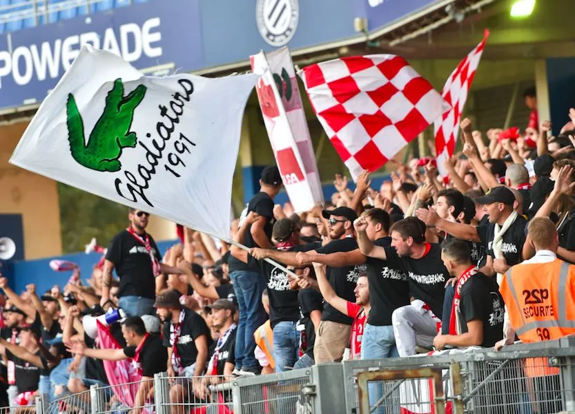 Les tribunes françaises ont-elles gagné leur guerre de Cent Ans ?