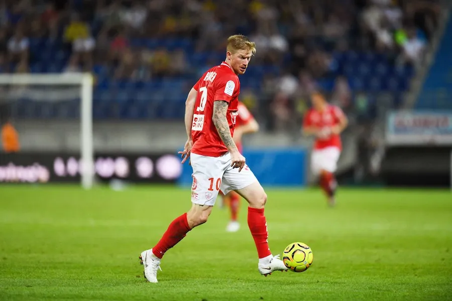 Gaëtan Charbonnier : «<span style="font-size:50%">&nbsp;</span>Je regarde souvent des vidéos de Bergkamp, de Berbatov…<span style="font-size:50%">&nbsp;</span>»