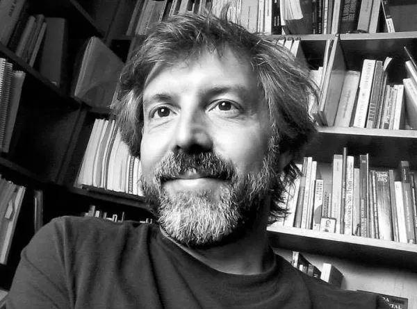 Javier Franzé : « En Argentine, les flics sont des voleurs déguisés »