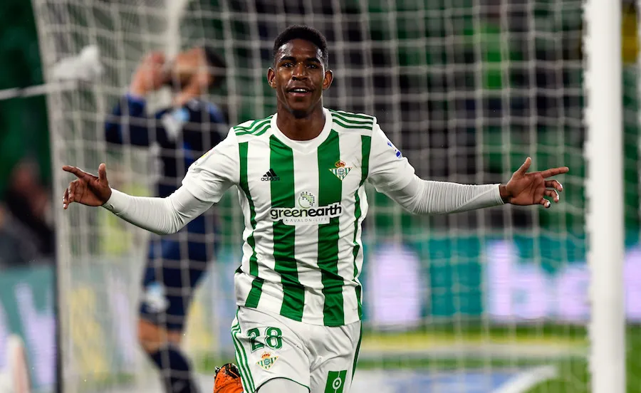 Jùnior Firpo, jouer pour s’intégrer