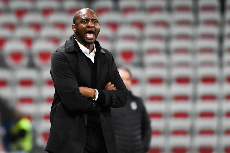 Patrick Vieira : «<span style="font-size:50%">&nbsp;</span>Le rouge est incompréhensible<span style="font-size:50%">&nbsp;</span>»