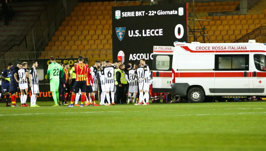 Un match de Serie B abandonné après cinq secondes à cause d’une blessure