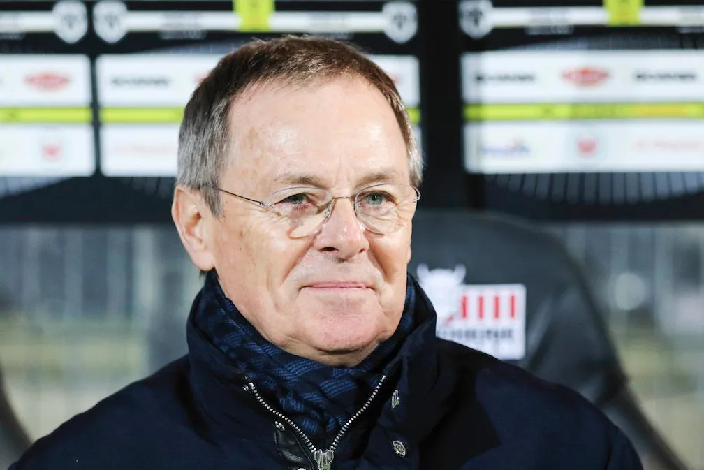 Éric Bedouet : «<span style="font-size:50%"> </span>Nous ne sommes pas aidés par le corps arbitral<span style="font-size:50%"> </span>»