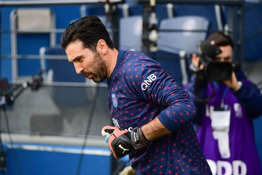 Buffon : «<span style="font-size:50%">&nbsp;</span>Il faudra être plus costaud<span style="font-size:50%">&nbsp;</span>»