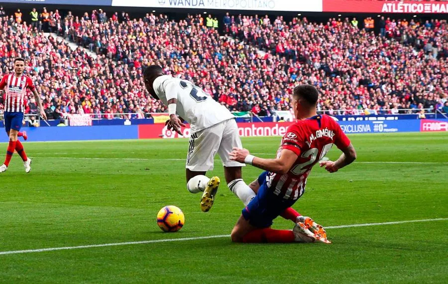 L&rsquo;Atlético critique la VAR après le derby