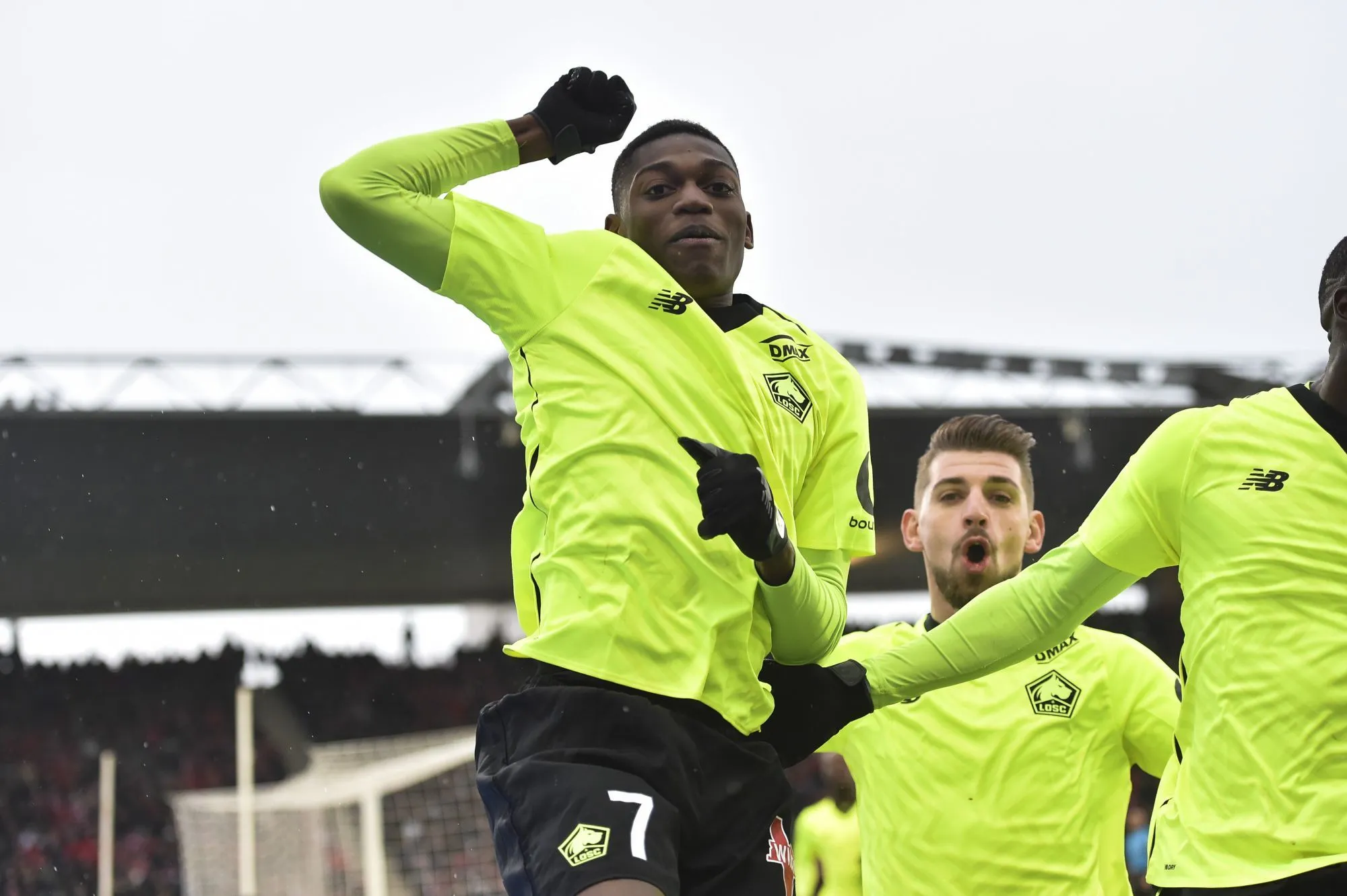 Lille enfonce Guingamp et met la pression sur Lyon