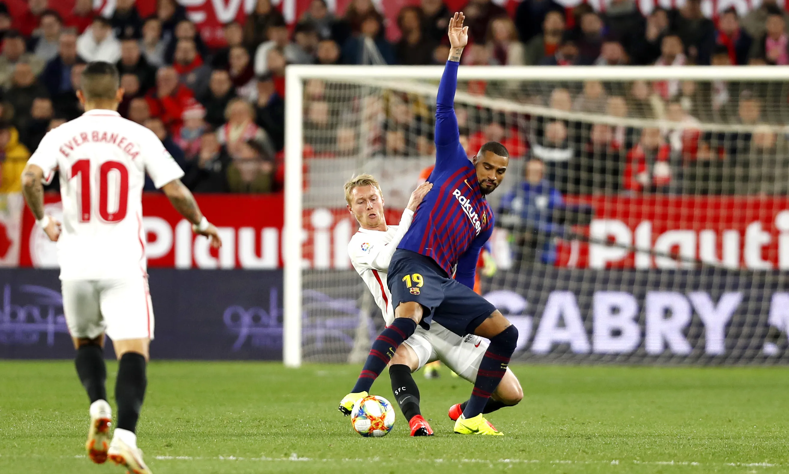 Séville fait sauter le Barça