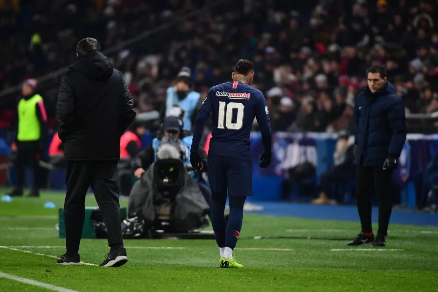 Neymar est sorti sur blessure