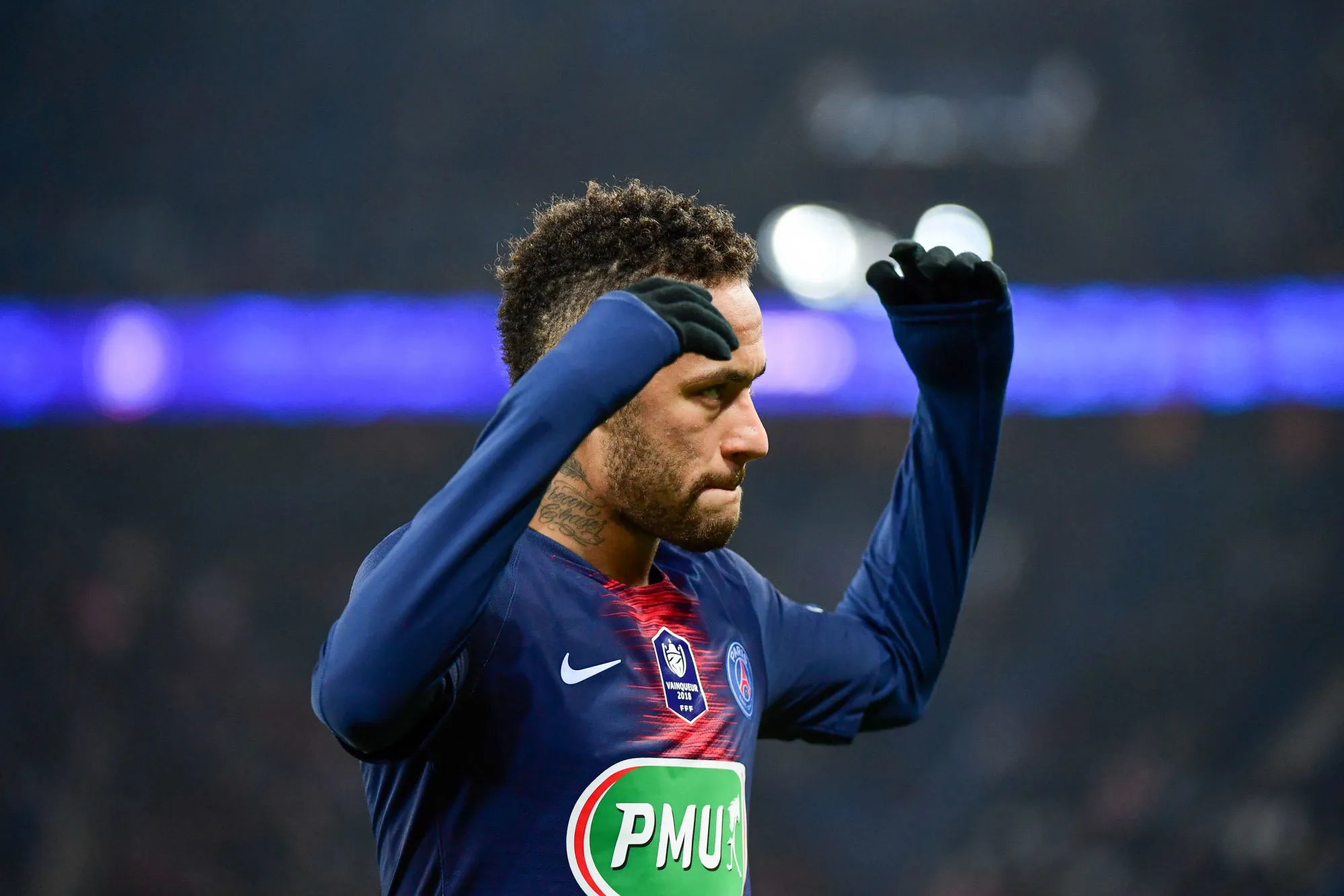 Une étude scientifique prétend que Neymar ne supporterait pas la pression