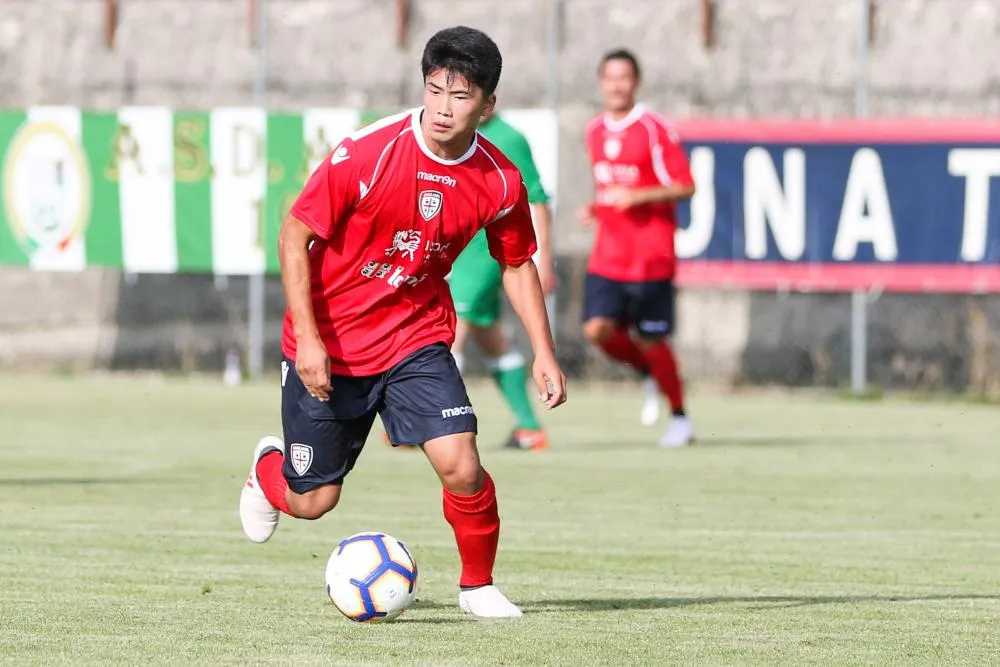 Premier match entre deux joueurs des deux Corées en Serie B