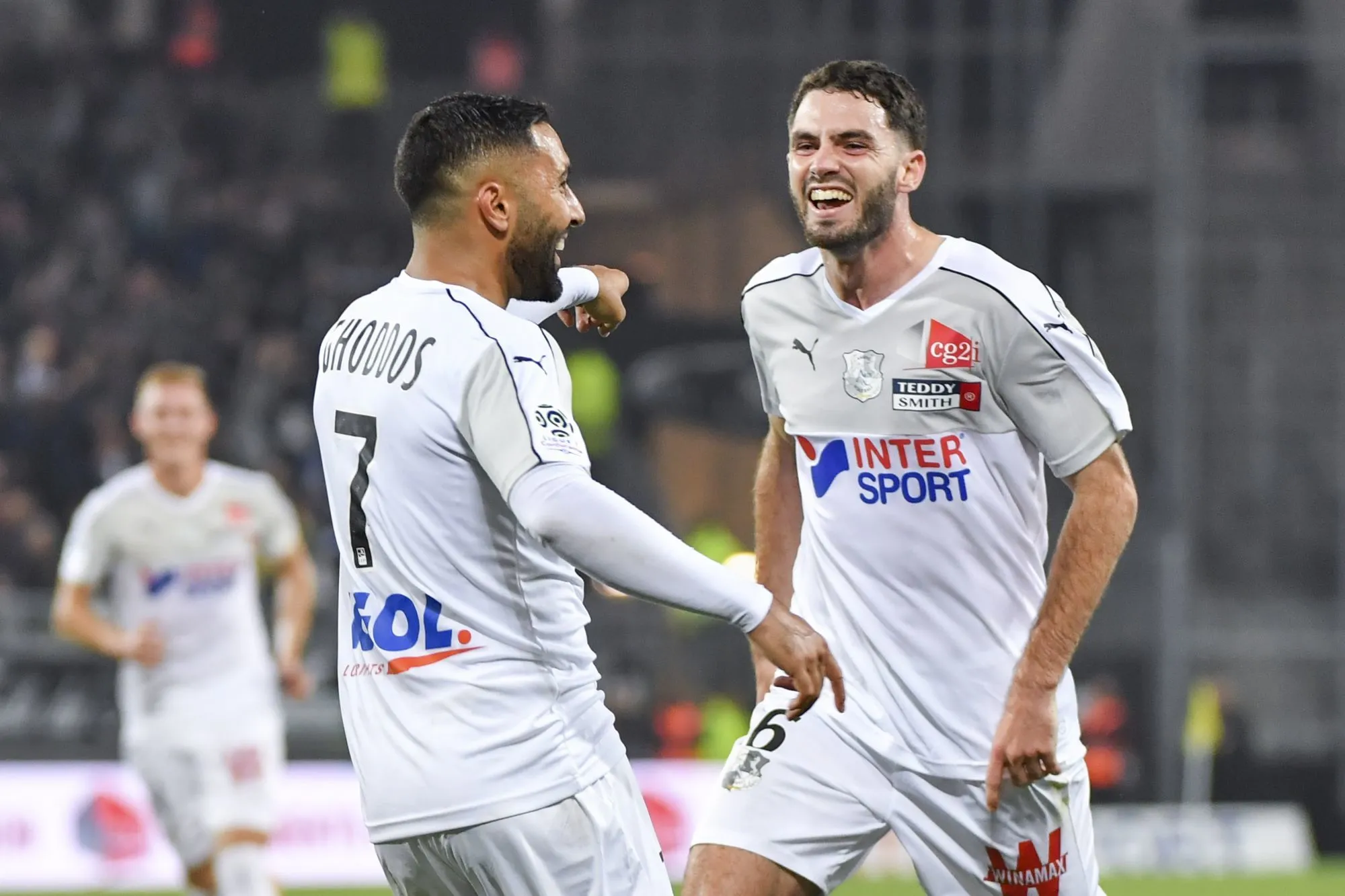 Pronostic Amiens Nîmes : Analyse, prono et cotes du match de Ligue 1