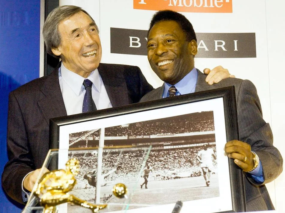 Pelé rend hommage à Gordon Banks